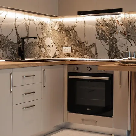Apartament Seahana *